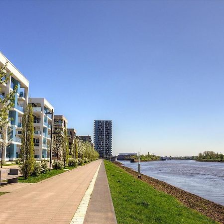 Plenus Cloudloft River Бремен Экстерьер фото